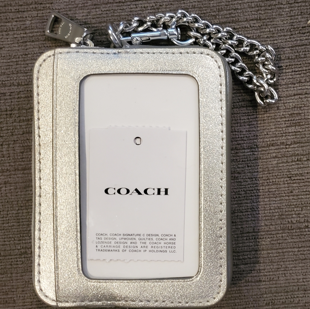 Coach ID Zip Card Case Pearlized Silver Leather With Chain New